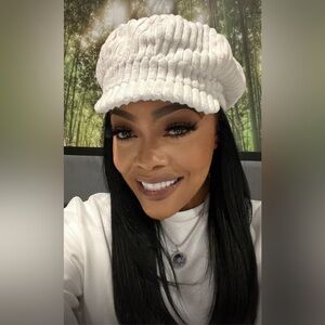 Meet your Posher, Angie